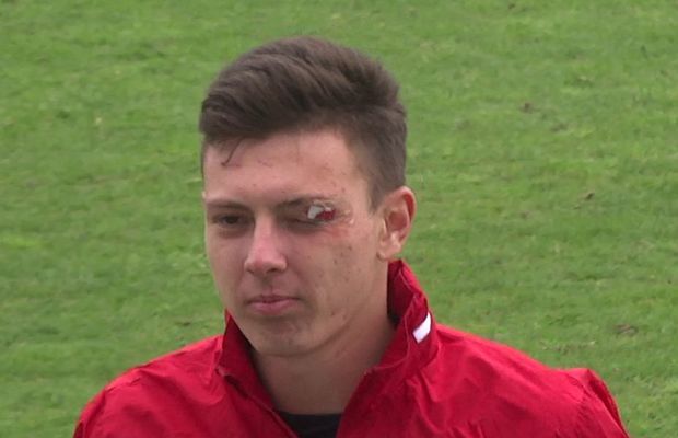 3 detalii de la Metaloglobus - Dinamo 1-2. Capete sparte, sânge, ambulanța a intrat pe gazon + VIDEO cu momentul special de la final