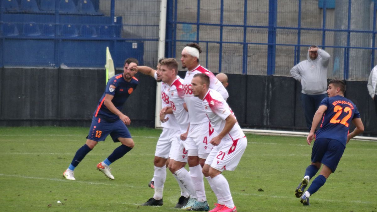 FOTO Metalogobus - Dinamo, 3 detalii, accidentări, sânge, ambulanța pe teren 22.11.2022