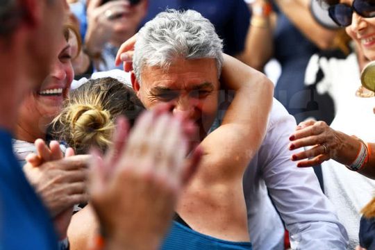 Simona Halep și Stere Halep, la istoricul triumf al româncei de la Roland Garros 2018