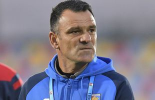 Fază rară în Liga 1 » Toni Petrea a izbucnit și s-a certat cu arbitrii: „Mânca-v-aș gura voastră!”