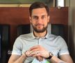 Ciprian Tătăruşanu, printre cei mai bine îmbrăcaţi fotbaliști români. Foto: Instagram