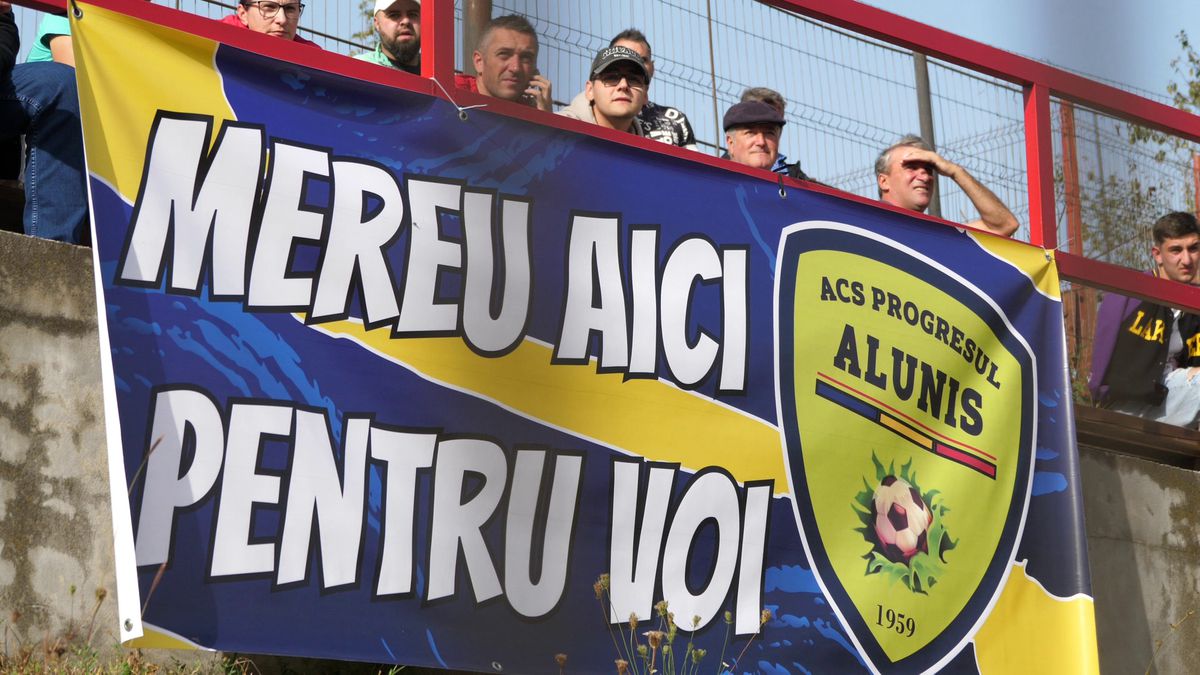 Echipa lui George Simion din Aluniș face show » „Ne cinstim în timpul meciului” + Preotul n-a mai putut să ajute financiar: „Noi îți dăm bani pe lumânări, tu-i iei și-i dai la fotbal?!”