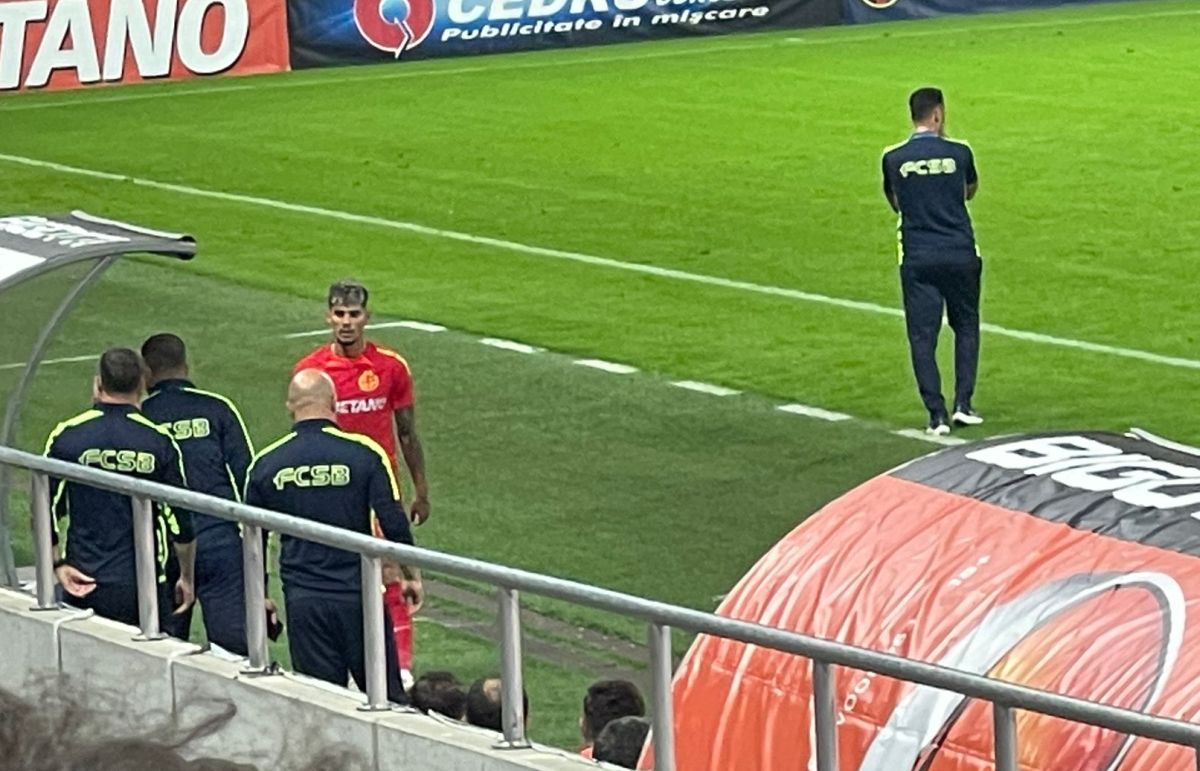 De ce a fost înlocuit Florinel Coman în prima repriză din FCSB - FC Voluntari