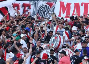 Ciocniri violente între suporterii argentinieni și brazilieni, înaintea semifinalei Copei Libertadores