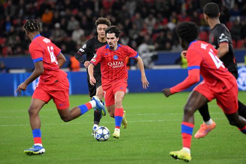 Portughezul Vitinha, orchestrând jocul lui PSG / Foto: Imago Images