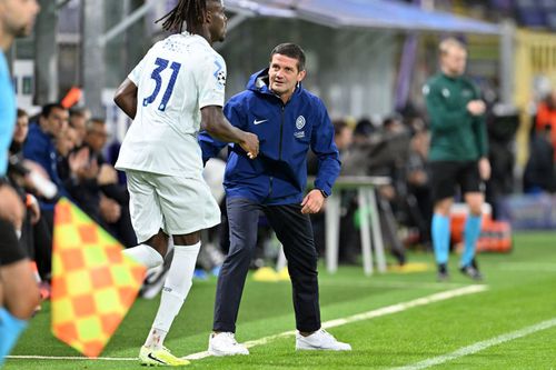 Cristi Chivu, tot mai aproape de optimile Champions League cu Inter/ foto Imago Images