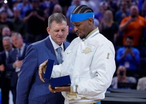 Inelul de campion care a făcut istorie în NBA: peste 800 de pietre prețioase și o dedicație ascunsă