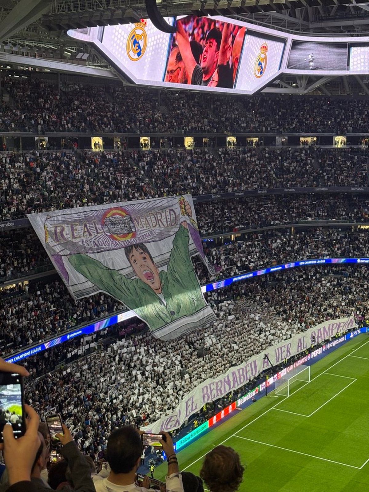 Real Madrid, gest superb pentru fotbalistul altei echipe » Cine este copilul din scenografie