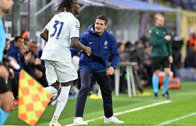 Jucătorul lui Inter, la SUPERLATIV despre Cristi Chivu: „Este fantastic, toți ne simțim importanți!”