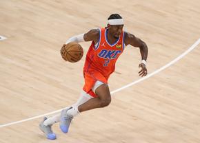 Spectacol la deschiderea noului sezon al NBA! Condusă de MVP-ul ligii, campioana en-titre s-a impus, după 2 reprize de prelungiri