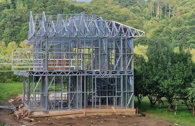 Case cu structura metalica: Cum alegi o firmă serioasă de construcții