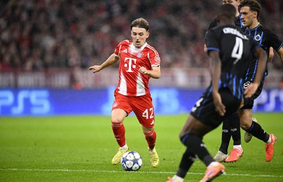 Direct în istorie! La debutul ca titular, l-a depășit pe Toni Kroos și a devenit cel mai tânăr marcator din istoria lui Bayern în Europa