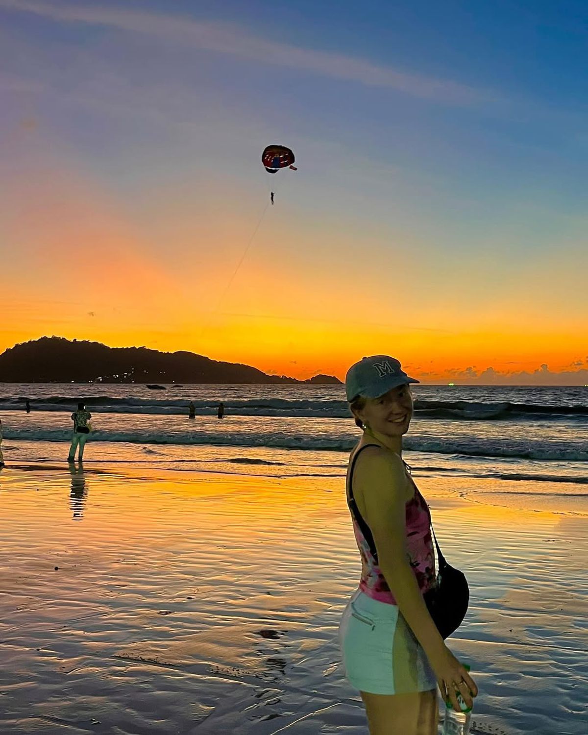 A venit în România de la 7.700 de km și a rămas impresionată pe loc » Îi plac manelele și are deja o mâncare favorită: „Îi iubesc!”