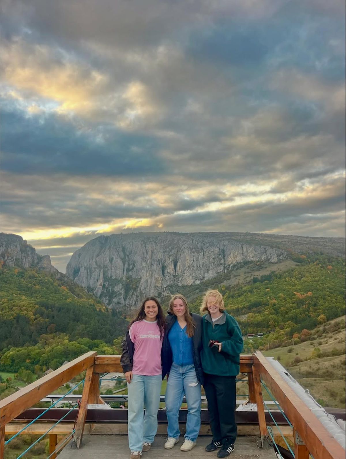 A venit în România de la 7.700 de km și a rămas impresionată pe loc » Îi plac manelele și are deja o mâncare favorită: „Îi iubesc!”