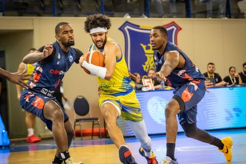 CSM Corona Brașov vs. CSM CSU Oradea, în FIBA Europe Cup/Foto: fiba.basketball