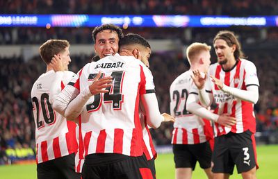 Olandezii prevăd un viitor colosal pentru PSV-ul lui Dennis Man: „Fotbal care va fi amintit decenii la rând!”