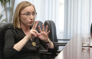 Situație tensionată la CSM București » Cristina Neagu, „înțepată” de Gabriela Szabo: „Vorbesc mai mult despre bani”