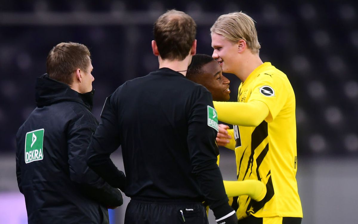 Youssoufa Moukoko, debut istoric în Bundesliga la 16 ani și o zi! Contracte fabuloase pentru noua stea a Borussiei Dortmund » Vârsta e pusă sub semnul întrebării