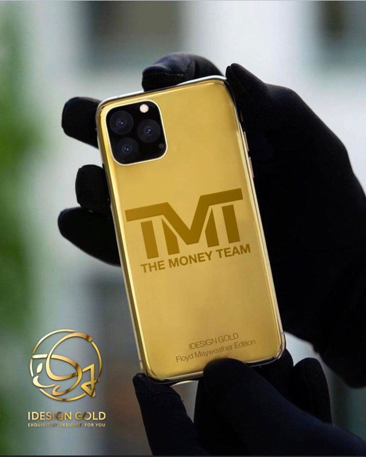 iDesign Gold iPhones