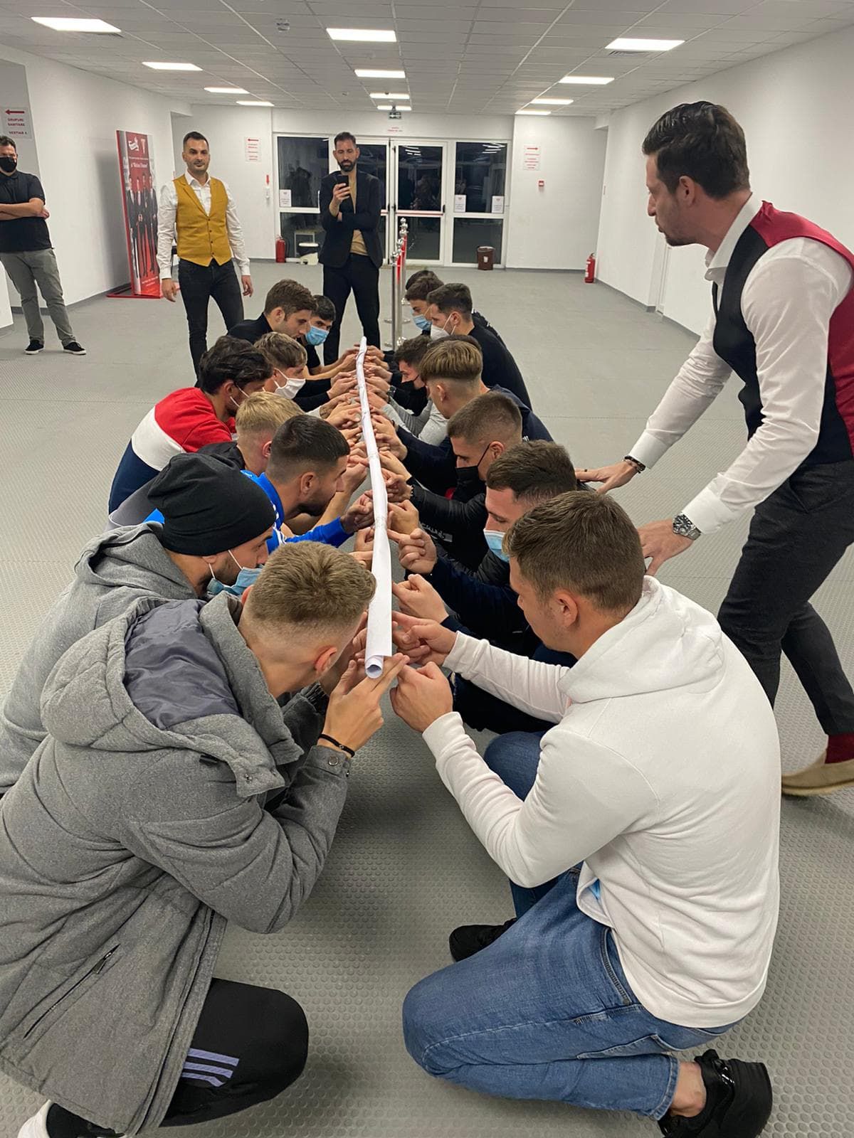 Momente inedite în vestiarul celor de la UTA, după anularea unui amical