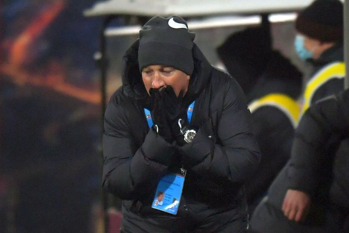 CFR Cluj - UTA 0-1. Dan Petrescu a mai pățit o singură dată așa ceva în carieră: „E alarmant!”