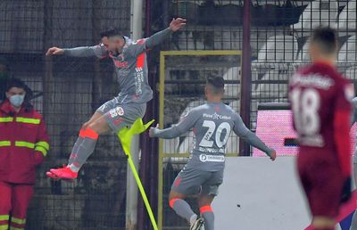 CFR Cluj - UTA 0-1. Ioan Hora, omul meciului: „Un rezultat enorm, extraordinar!” + Concluziile lui Balint