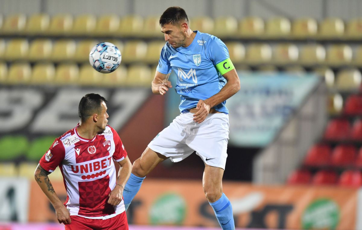 Debut de coșmar! Noul jucător al lui Dinamo a gafat la ambele goluri » Rednic l-a schimbat