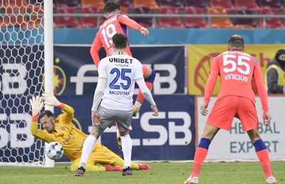 Ilie Dumitrescu, încântat de un fotbalist de la FCSB: „Are un fler extraordinar!”