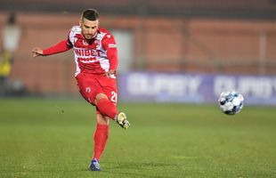 Debut de coșmar! Noul jucător al lui Dinamo a gafat la ambele goluri » Rednic l-a schimbat