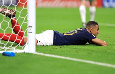 Mbappe a oferit ratarea Campionatului Mondial » Unde a trimis mingea de la doar 6 metri de poarta goală!