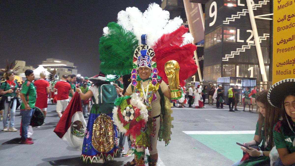 Fanii mexicani au creat cea mai spectaculoasă atmosferă de la CM 2022 » Trimișii GSP prezenți pe stadion, impresionați de publicul de la meciul cu Polonia