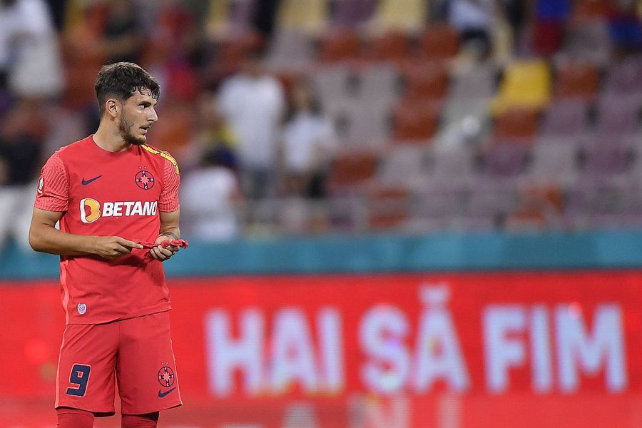 Primul jucător care pleacă de la FCSB în această iarnă » Becali: „L-am dat. Vreau să scap de 3-4”