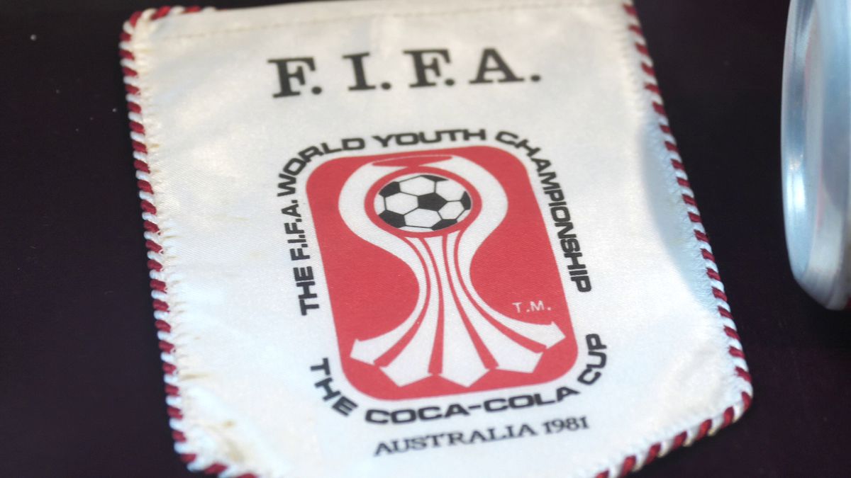 Incursiune în viața celui mai vechi club italian. Istoria titlului câștigat la comisii și revendicat de Lazio timp de un secol!