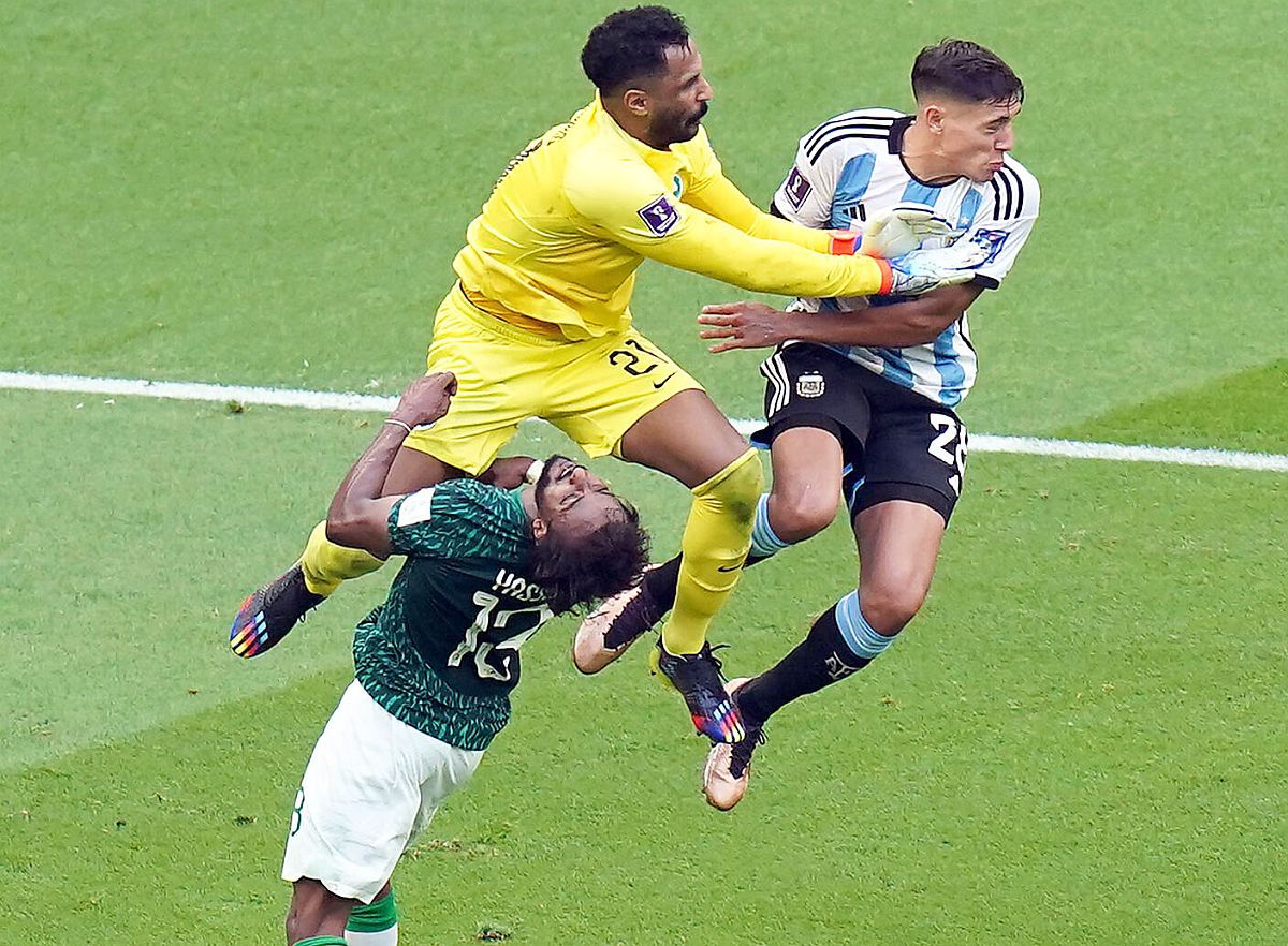 Fază îngrozitoare, în ultimele minute din Argentina - Arabia Saudită! Semne disperate către medici