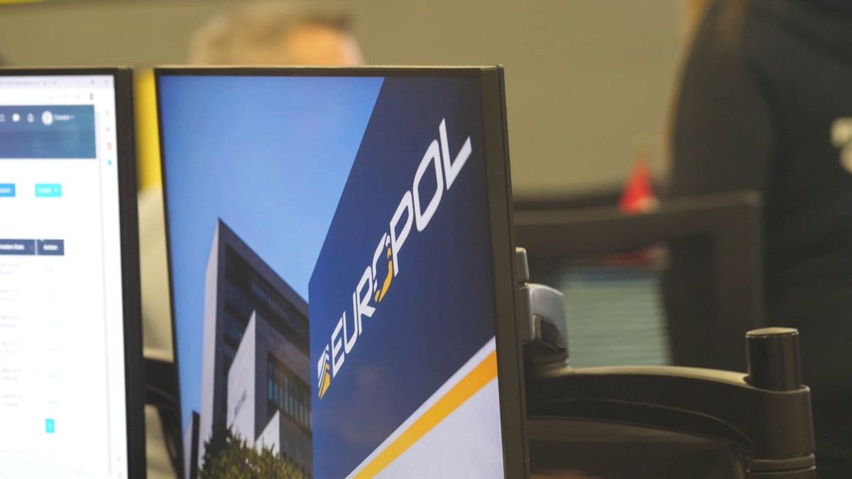 Un român ajută Poliția din Qatar » Reportaj GSP din Centrul de Comandă de unde se supraveghează TOT ce mișcă în Doha