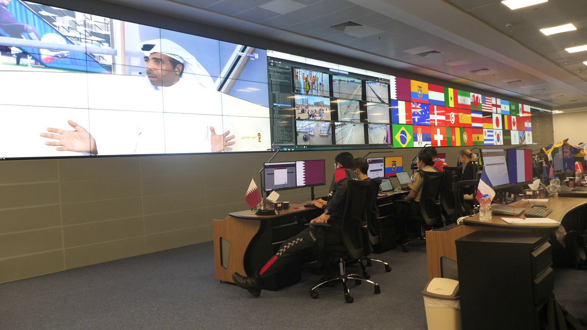 Un român ajută Poliția din Qatar » Reportaj GSP din Centrul de Comandă de unde se supraveghează TOT ce mișcă în Doha