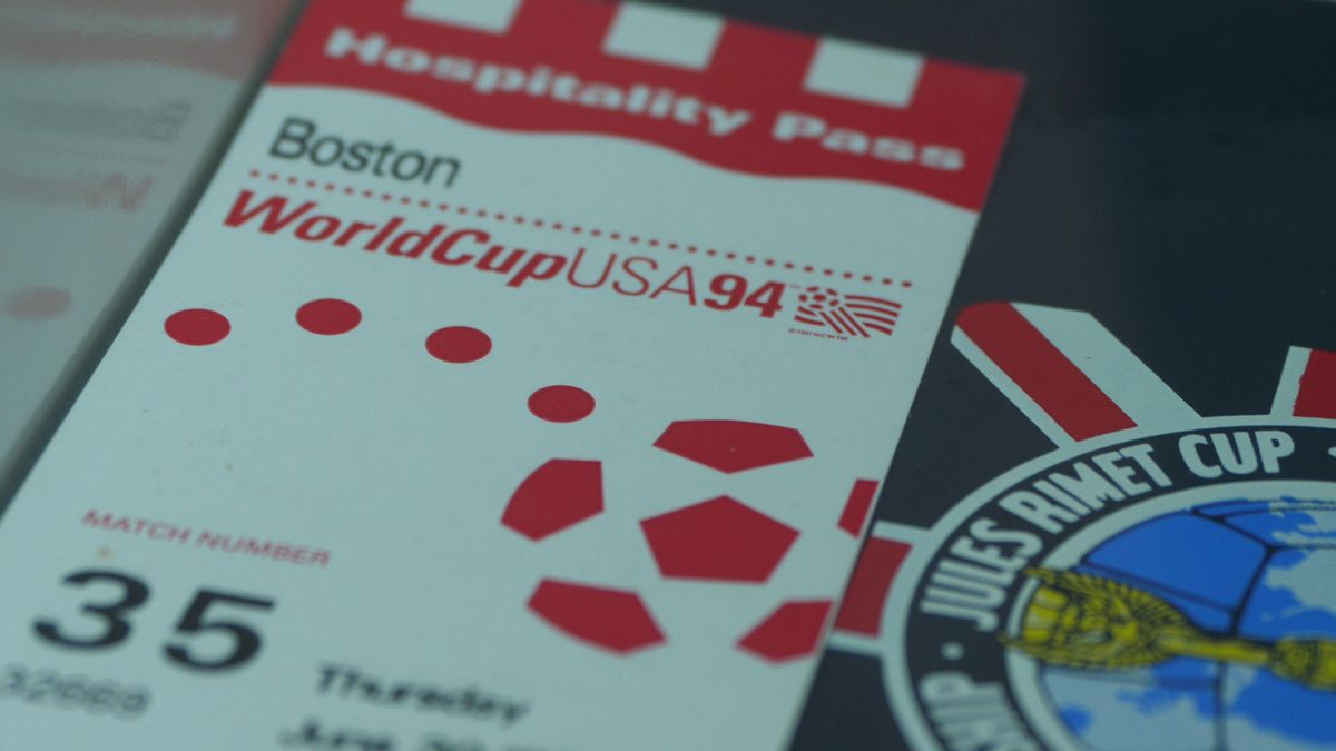 Incursiune în viața celui mai vechi club italian. Istoria titlului câștigat la comisii și revendicat de Lazio timp de un secol!