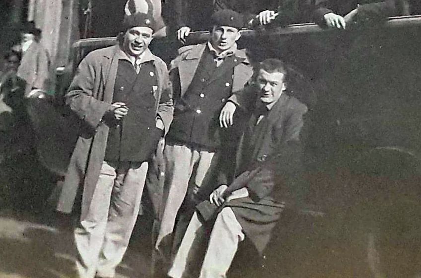 Kovacs în Uruguay 1930, între trezorierul Lucescu și Adalbert Deșu, primul marcator român la Mondial