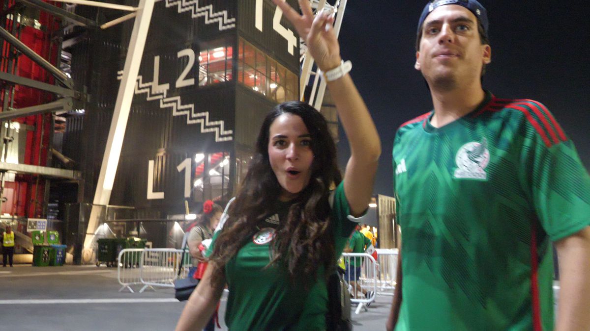 Fanii mexicani au creat cea mai spectaculoasă atmosferă de la CM 2022 » Trimișii GSP prezenți pe stadion, impresionați de publicul de la meciul cu Polonia