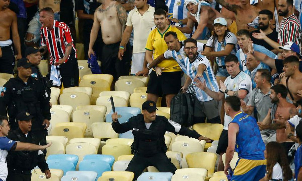 Scene violente la Brazilia - Argentina!