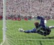 Momentul penalty-ului cu Suedia, la Mondialul din America
