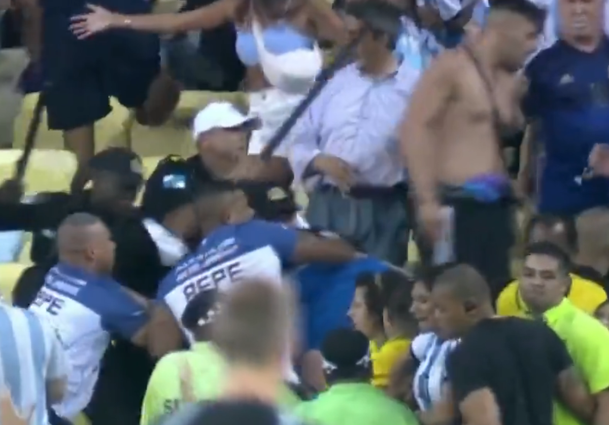 Alt incident șocant pe Maracana: Di Maria a cedat nervos