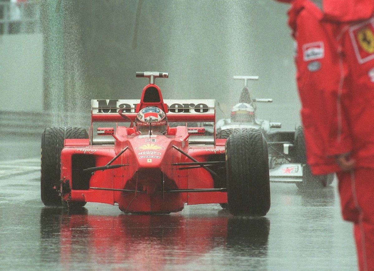 Michael Schumacher - David Coulthard, accident Spa