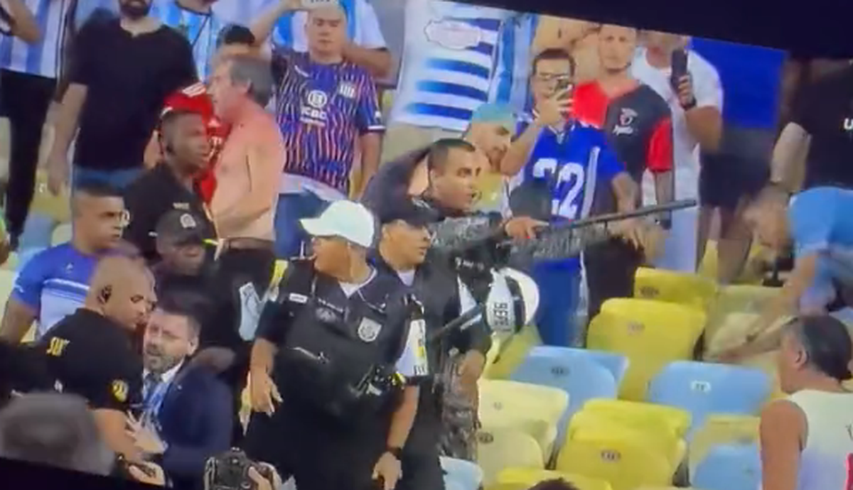 Alt incident șocant pe Maracana: Di Maria a cedat nervos