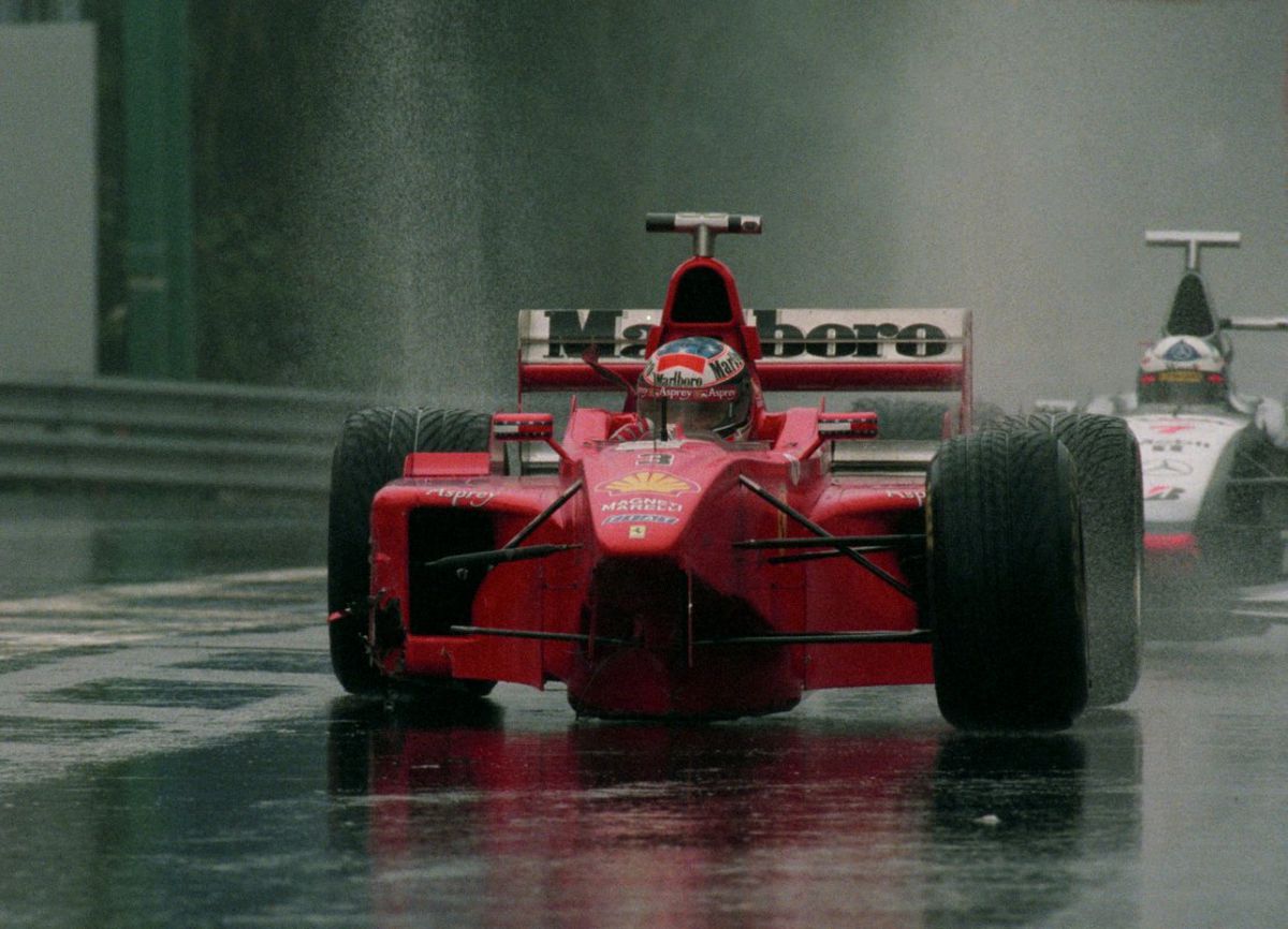 Michael Schumacher - David Coulthard, accident Spa