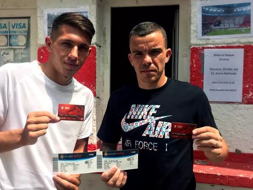 Foto: Dinamoviști la casele de bilete