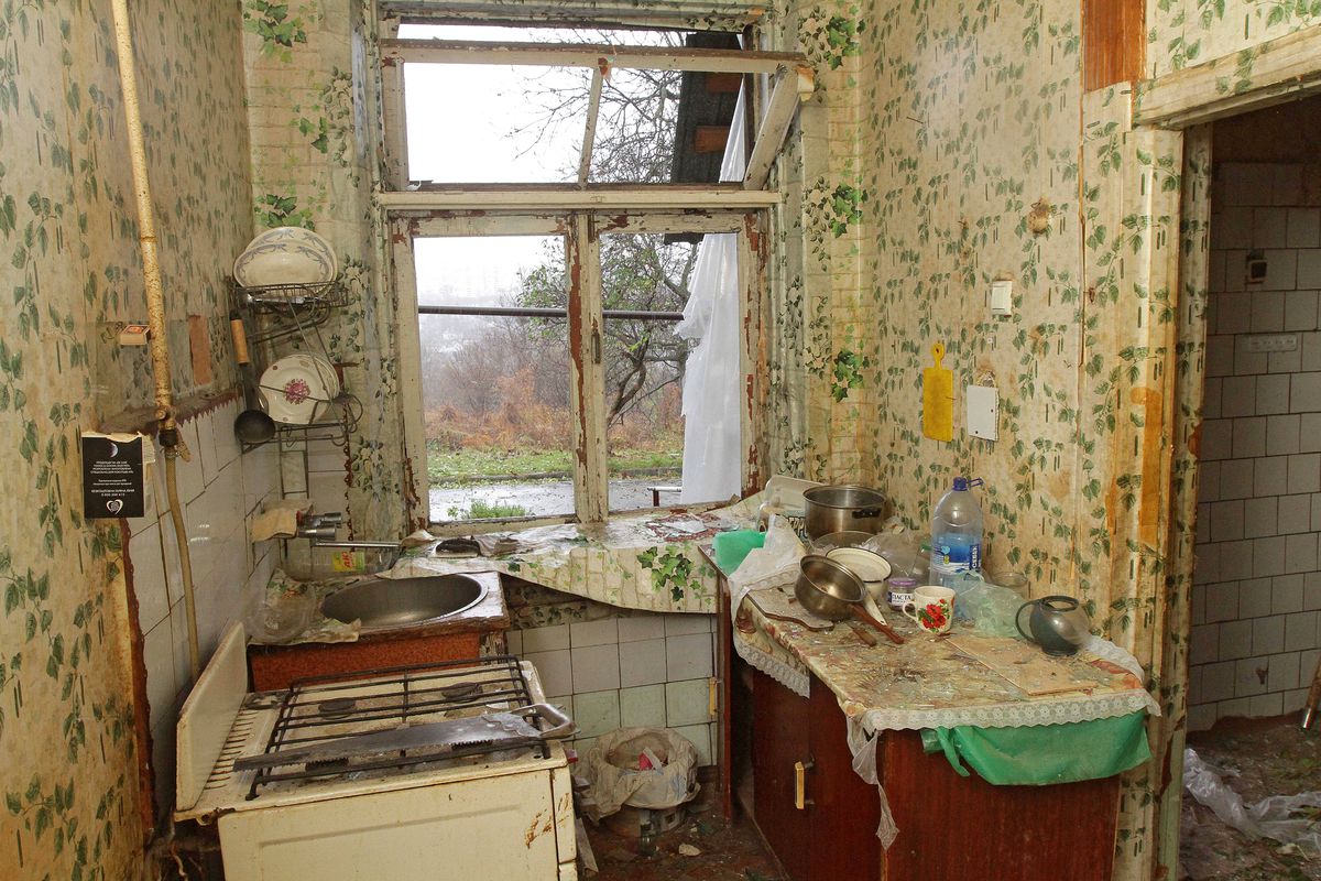 Imaginile dezastrului din orașul atacat de Putin cu racheta „Oreșnik” » E un centru important al fotbalului din Ucraina și Europa: stadionul a scăpat