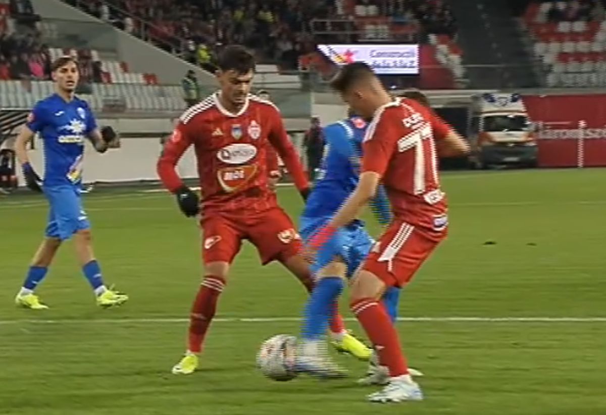 Deschidere de scor în Superliga dintr-un penalty controversat: „Hai, mă, n-ai cum! E grotesc, pe cuvântul meu!”