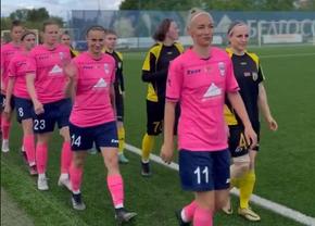 Scor fluviu! A avut 15-0 la pauză și nu a primit gol până la final » Cât s-a terminat meciul în care o singură jucătoare a înscris de 13 ori