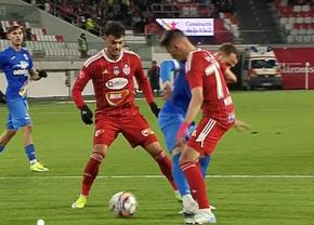 Deschidere de scor în Superliga dintr-un penalty controversat: „Hai, mă, n-ai cum! E grotesc, pe cuvântul meu!”